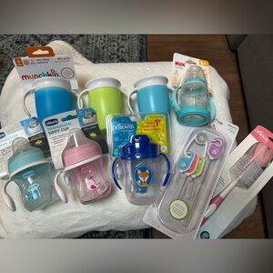 Chicco, Munchkin, Dr. Browns, and NUK Baby Sippy Cups Set with bottle brushes